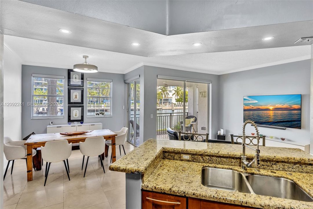 For Sale: $649,000 (3 beds, 2 baths, 1320 Square Feet)