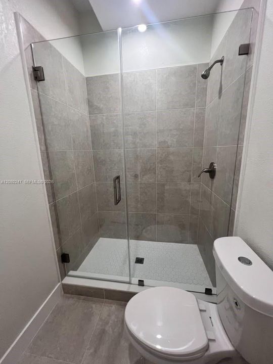 В аренду: $1,200 (1 спален, 1 ванн, 2243 Квадратных фут)