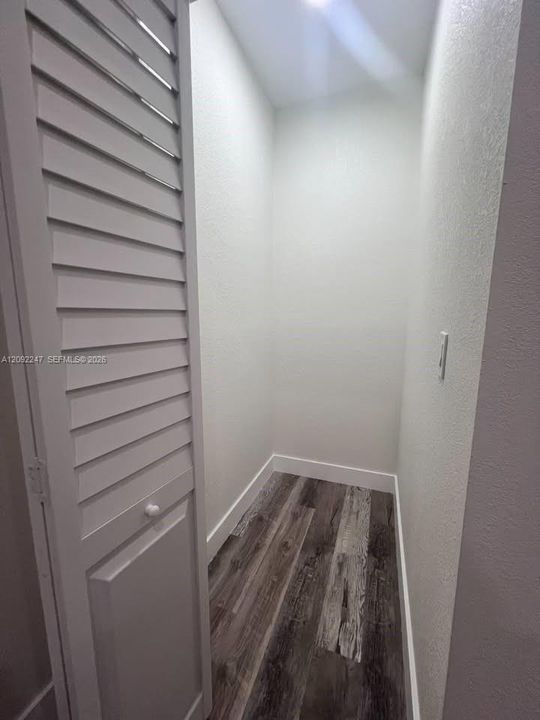 В аренду: $1,200 (1 спален, 1 ванн, 2243 Квадратных фут)