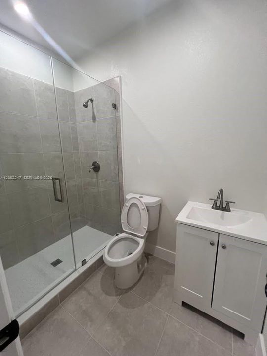 В аренду: $1,200 (1 спален, 1 ванн, 2243 Квадратных фут)