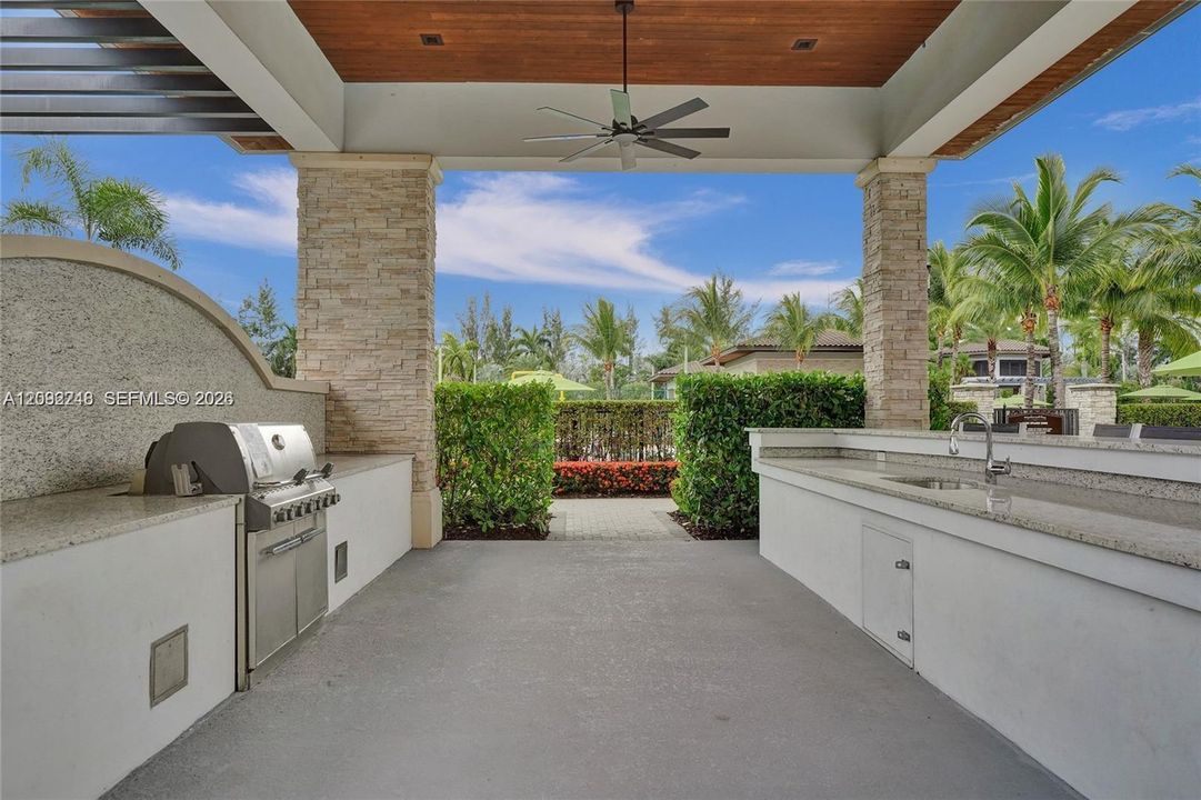 En Venta: $465,000 (2 camas, 2 baños, 1072 Pies cuadrados)