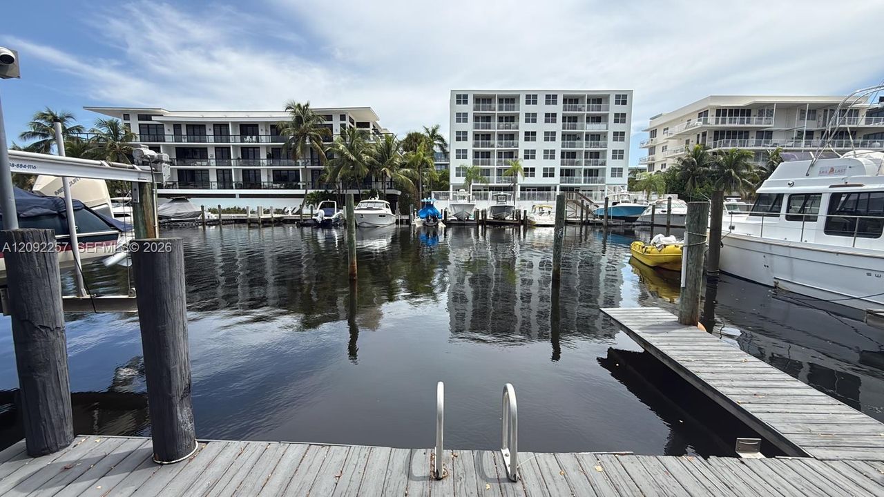 Boat Slip # 322-3