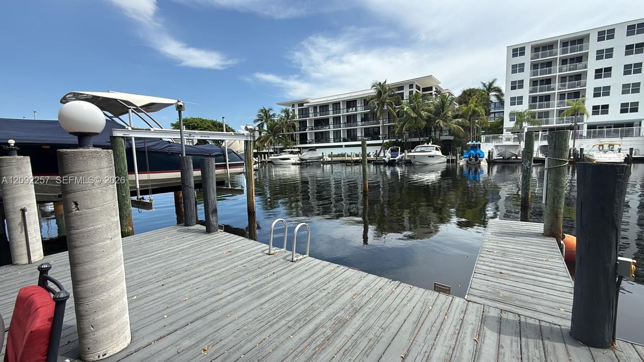 Boat Slip # 322-3