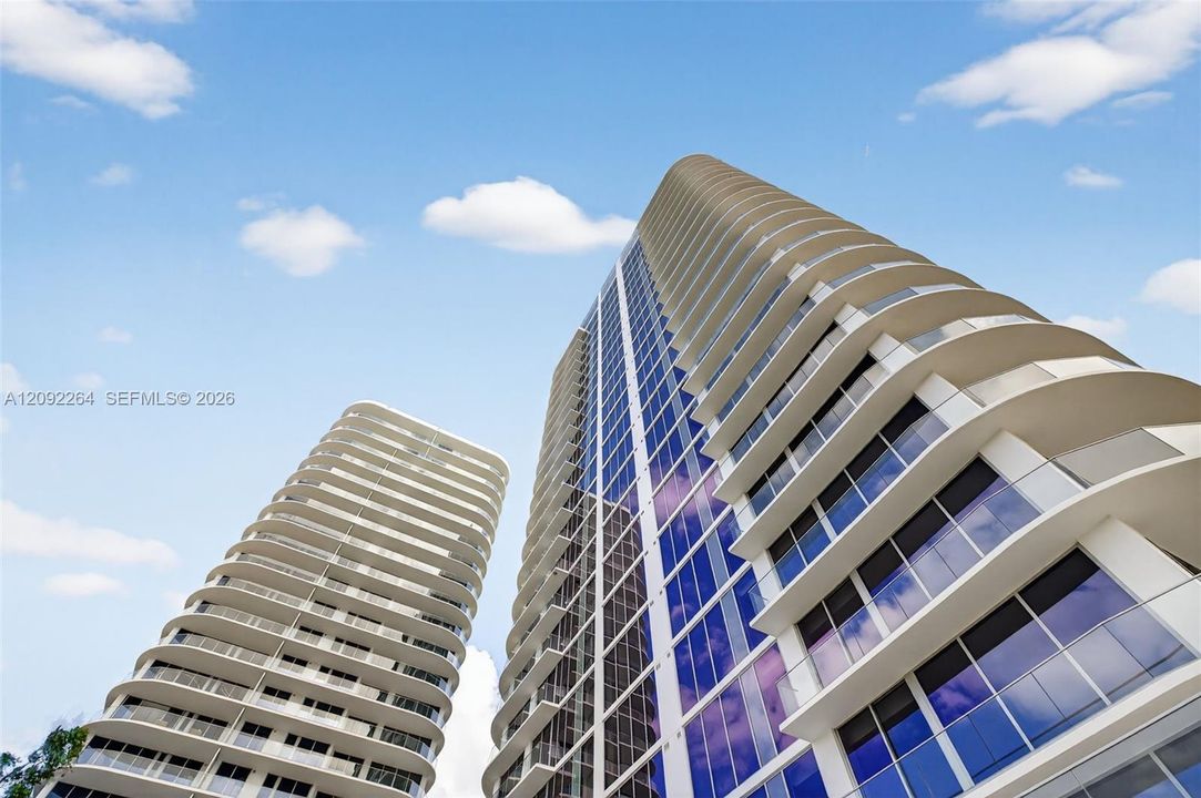 For Rent: $11,500 (3 beds, 3 baths, 0 Square Feet)