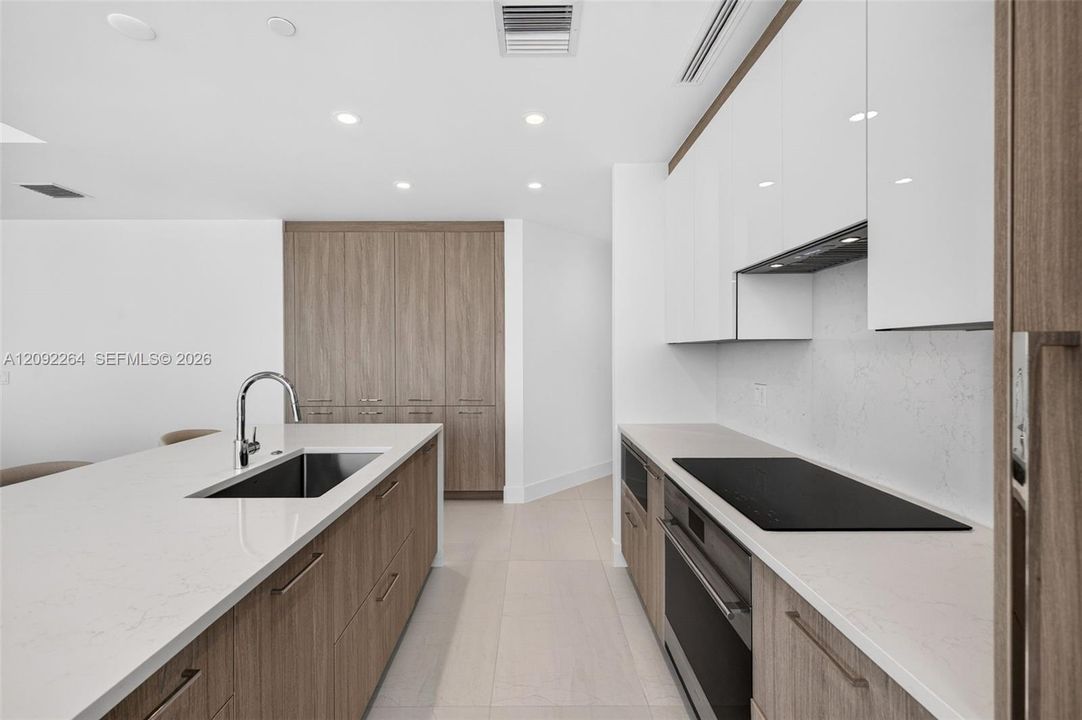 For Rent: $11,500 (3 beds, 3 baths, 0 Square Feet)