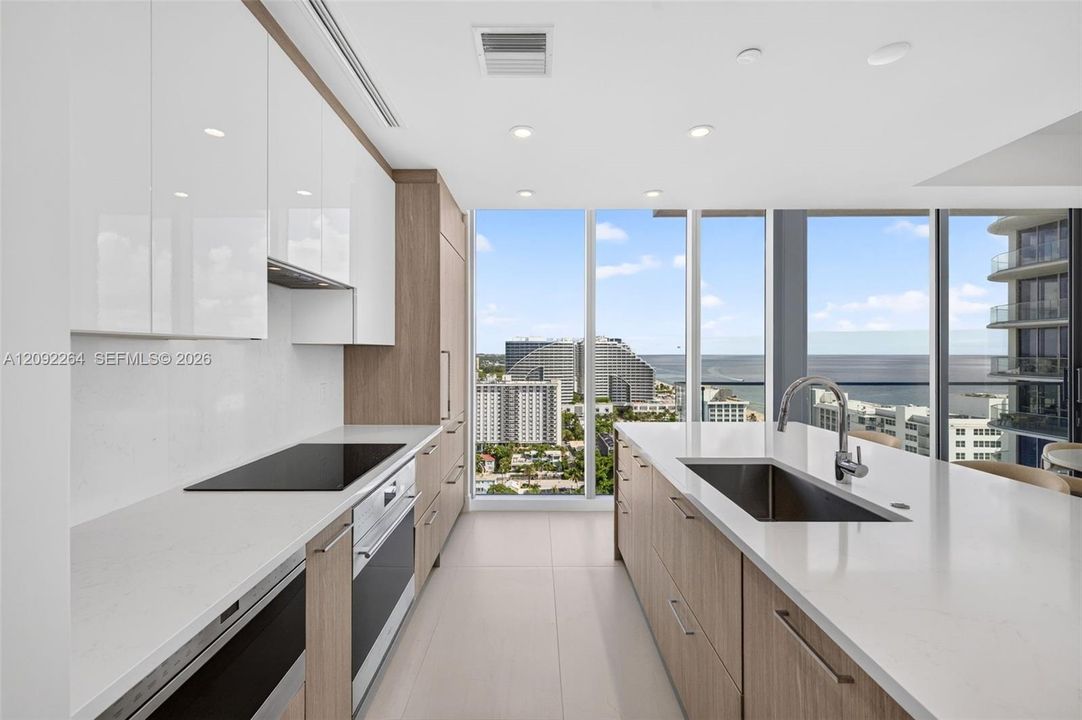 For Rent: $11,500 (3 beds, 3 baths, 0 Square Feet)