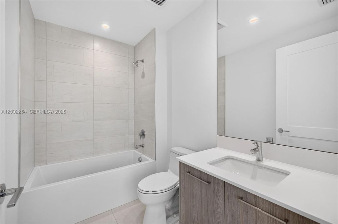 For Rent: $11,500 (3 beds, 3 baths, 0 Square Feet)