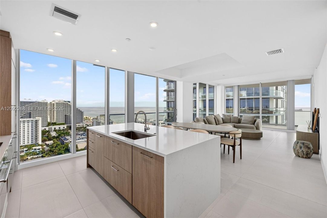 For Rent: $11,500 (3 beds, 3 baths, 0 Square Feet)