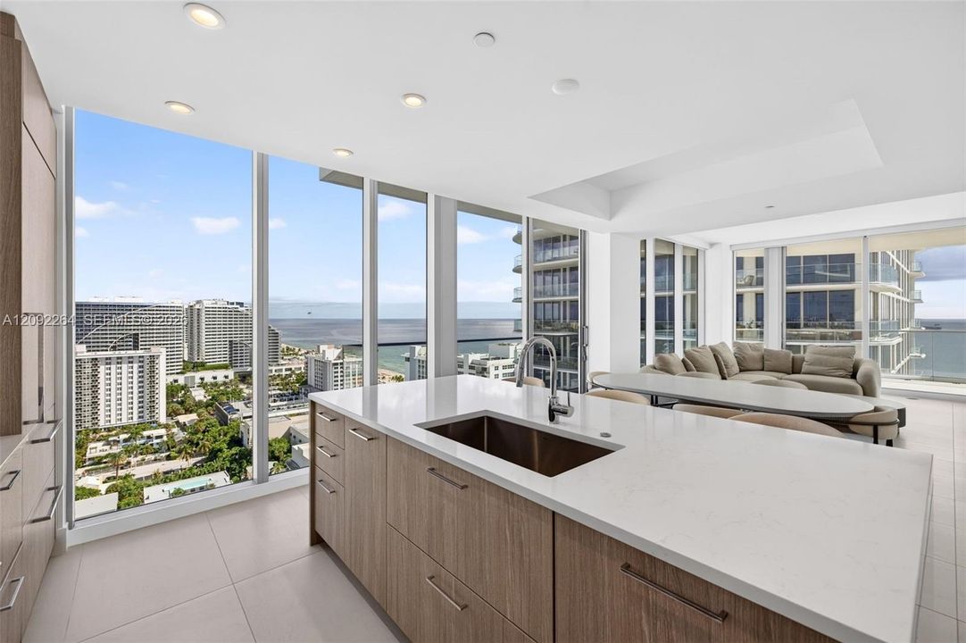 For Rent: $11,500 (3 beds, 3 baths, 0 Square Feet)