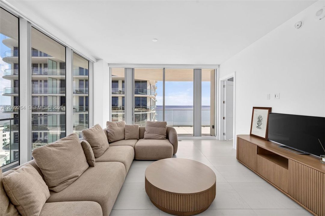 For Rent: $11,500 (3 beds, 3 baths, 0 Square Feet)