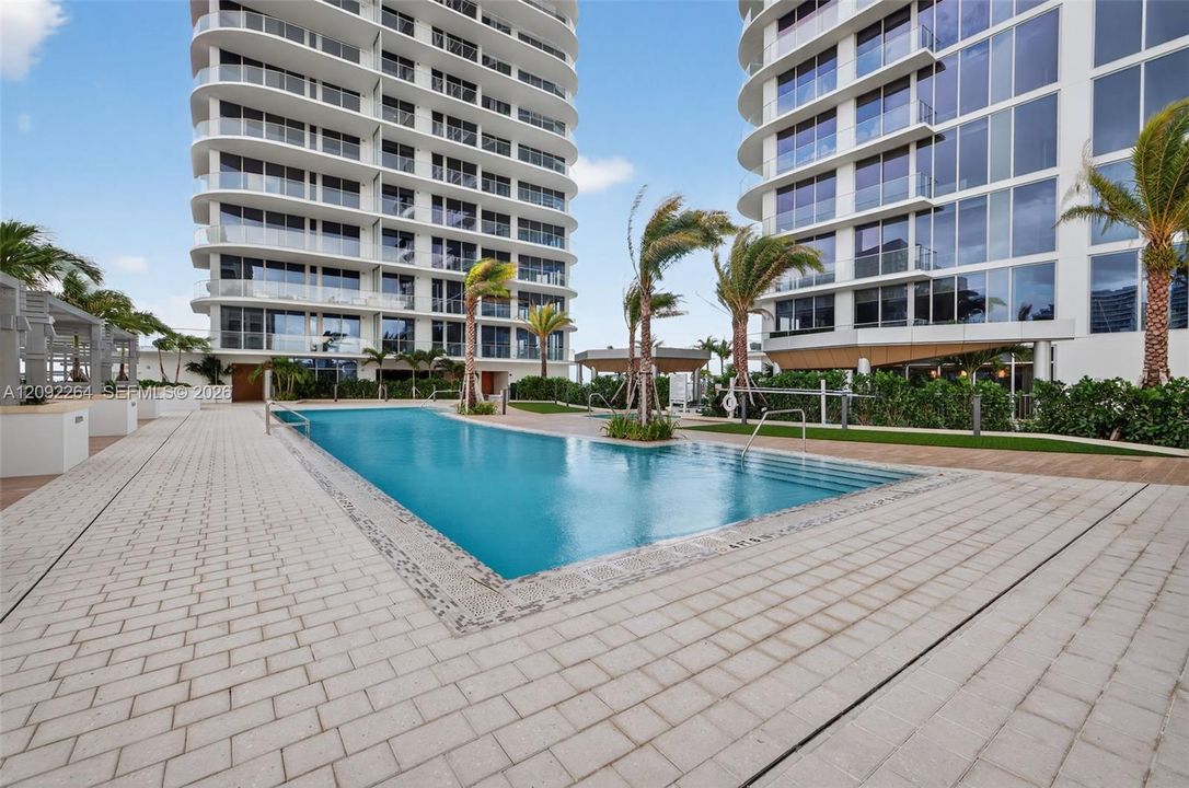 For Rent: $11,500 (3 beds, 3 baths, 0 Square Feet)