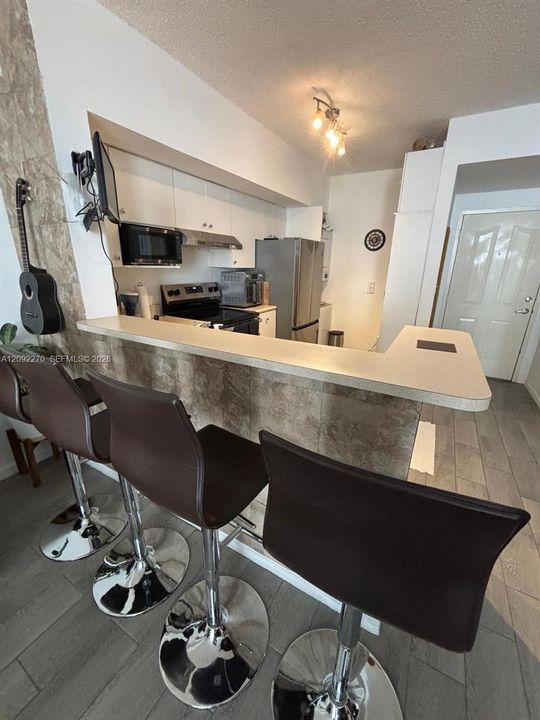 В аренду: $2,000 (1 спален, 1 ванн, 685 Квадратных фут)