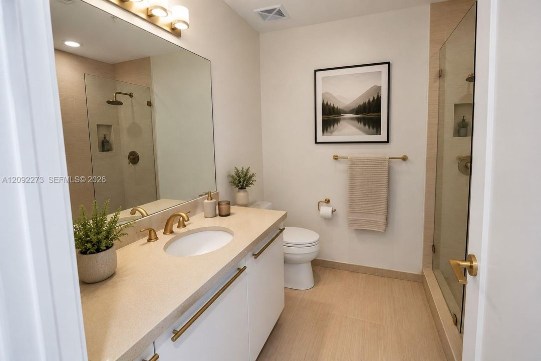 For Rent: $3,250 (2 beds, 2 baths, 828 Square Feet)