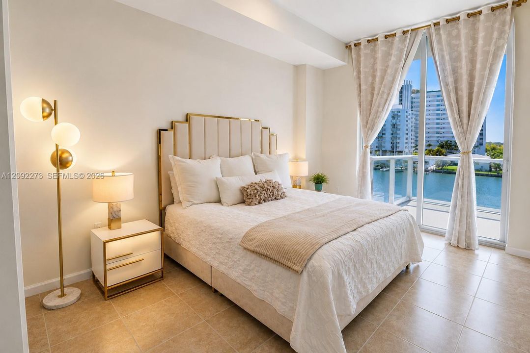 For Rent: $3,250 (2 beds, 2 baths, 828 Square Feet)
