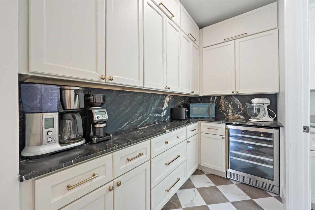 126 Peabody Dr-6