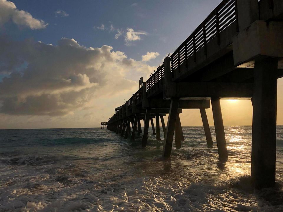 Juno Pier
