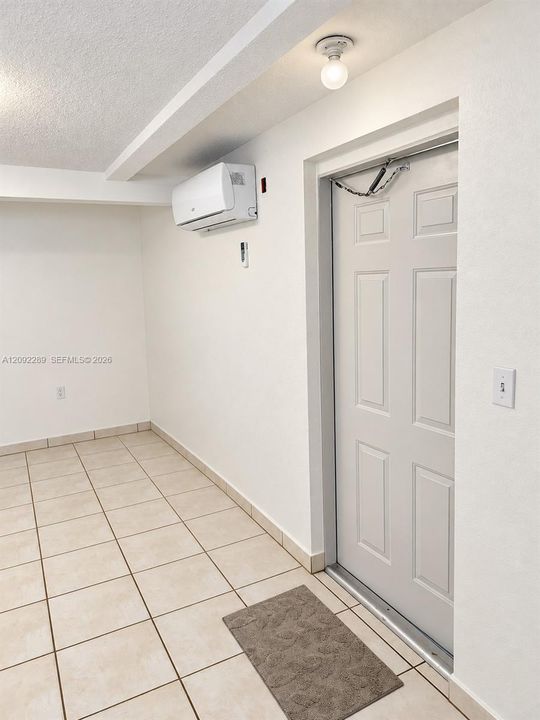 For Rent: $3,500 (3 beds, 2 baths, 1218 Square Feet)