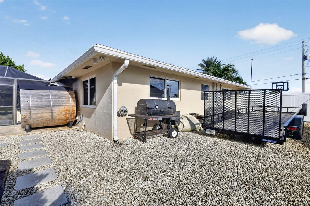 Sideyard