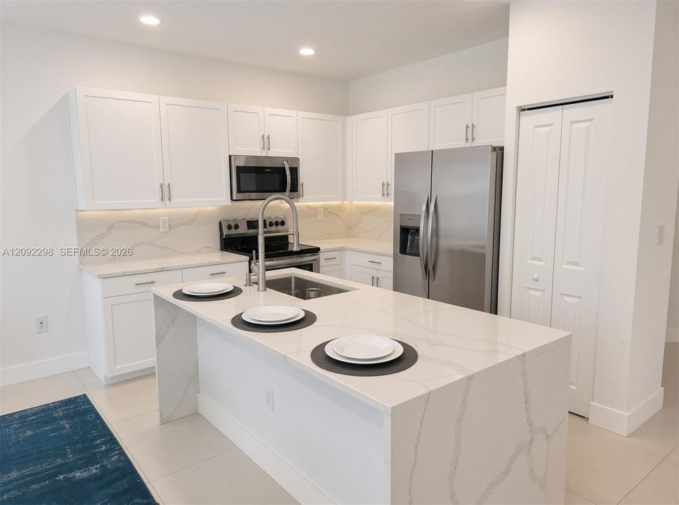 For Rent: $4,200 (4 beds, 3 baths, 2086 Square Feet)