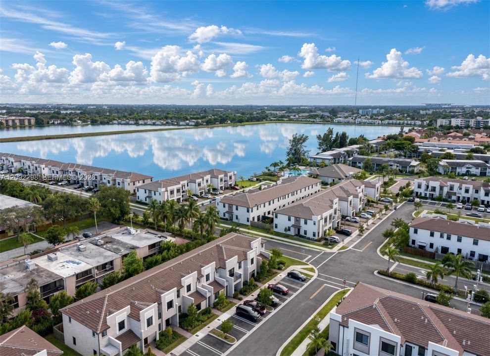 For Rent: $4,200 (4 beds, 3 baths, 2086 Square Feet)