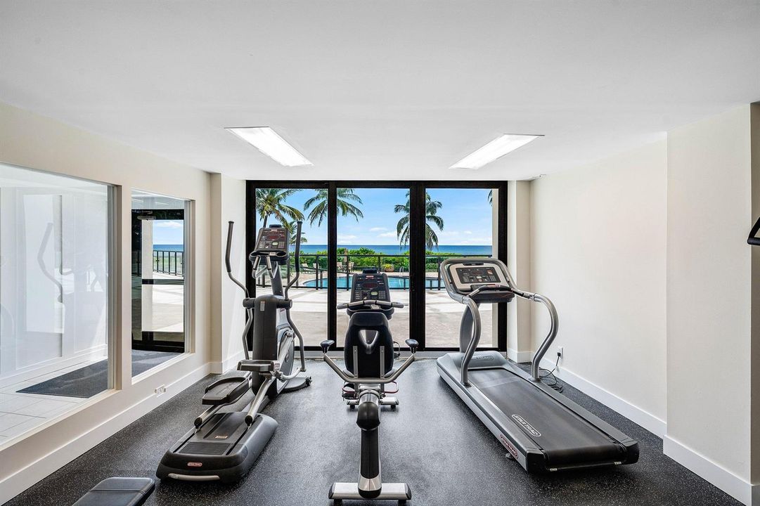 034-6885NorthOceanBoulevard-1040-OceanRi