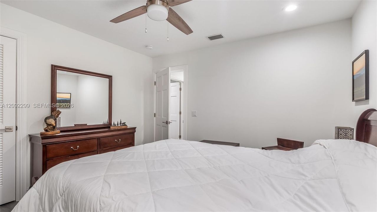 For Sale: $685,000 (3 beds, 2 baths, 1868 Square Feet)
