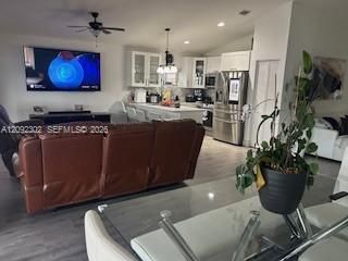 For Sale: $660,000 (4 beds, 2 baths, 1813 Square Feet)