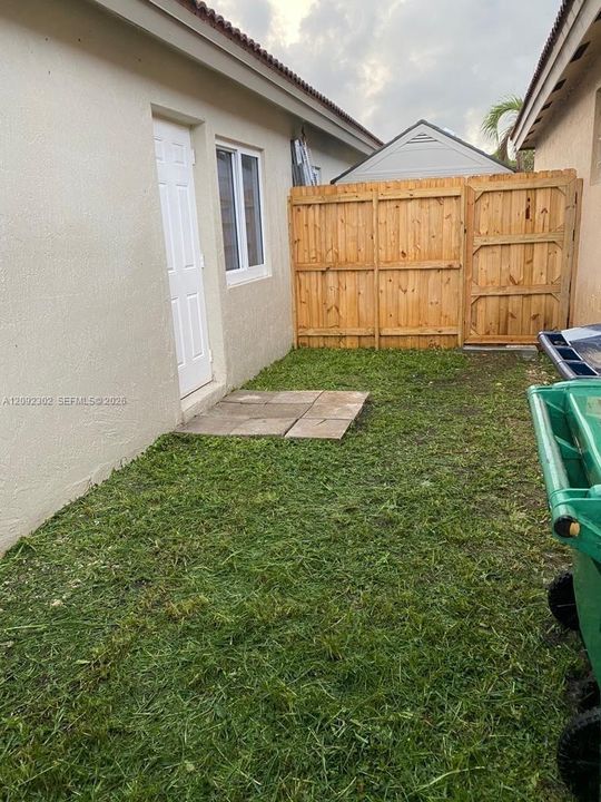 For Sale: $660,000 (4 beds, 2 baths, 1813 Square Feet)