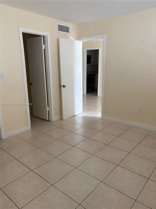 For Rent: $1,750 (1 beds, 1 baths, 506 Square Feet)