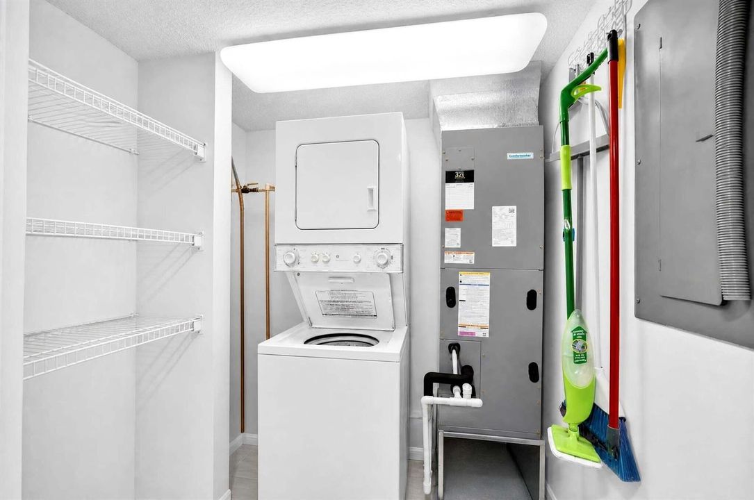 Laundry Area (2)