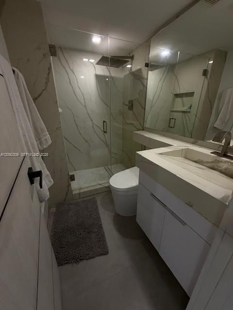 For Sale: $750,000 (1 beds, 2 baths, 912 Square Feet)