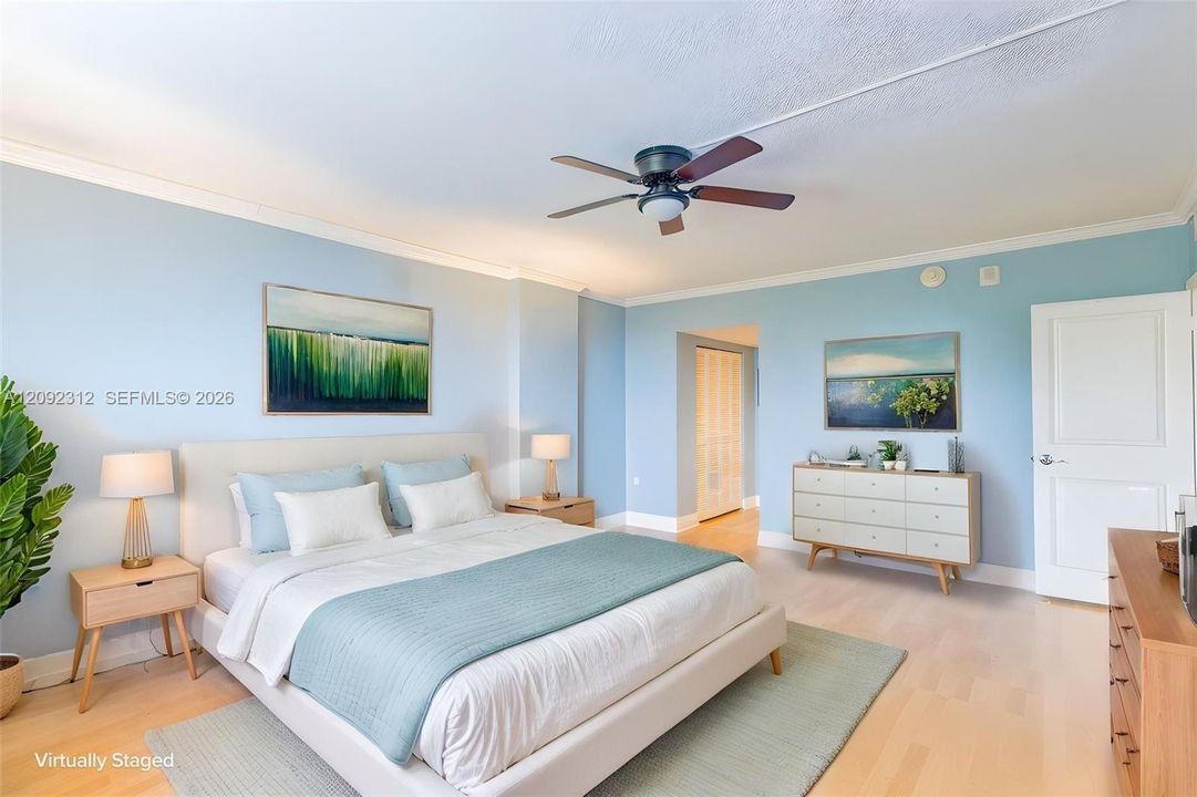 En Venta: $299,999 (2 camas, 2 baños, 1551 Pies cuadrados)