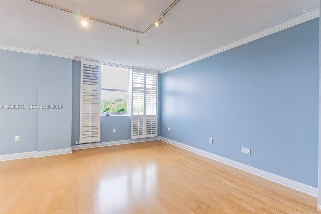 En Venta: $299,999 (2 camas, 2 baños, 1551 Pies cuadrados)