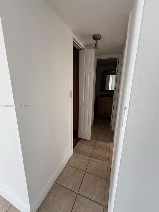В аренду: $2,500 (3 спален, 2 ванн, 1147 Квадратных фут)