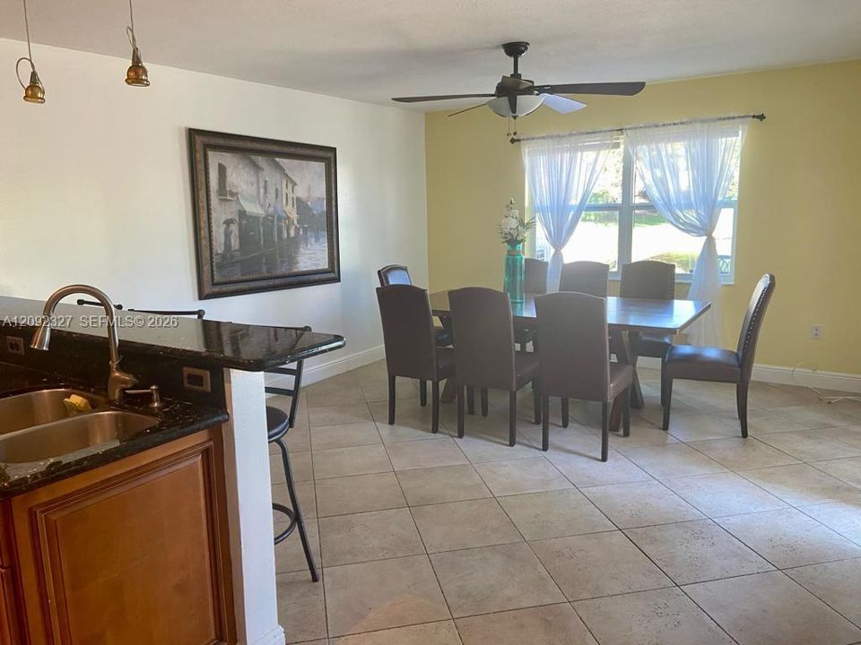 For Sale: $550,000 (4 beds, 2 baths, 1810 Square Feet)