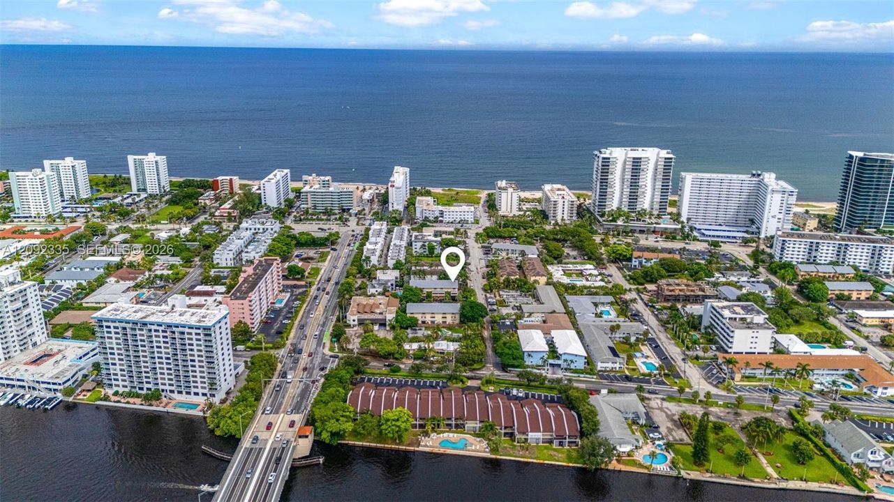 На продажу: $449,900 (3 спален, 3 ванн, 1650 Квадратных фут)
