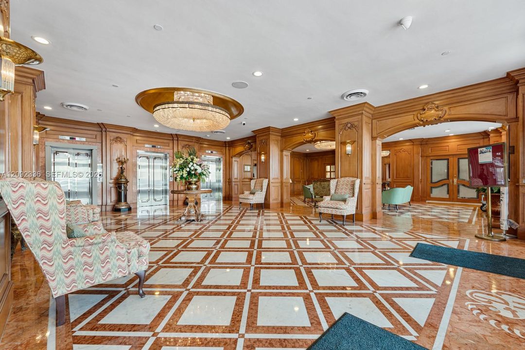 For Sale: $225,000 (0 beds, 1 baths, 450 Square Feet)