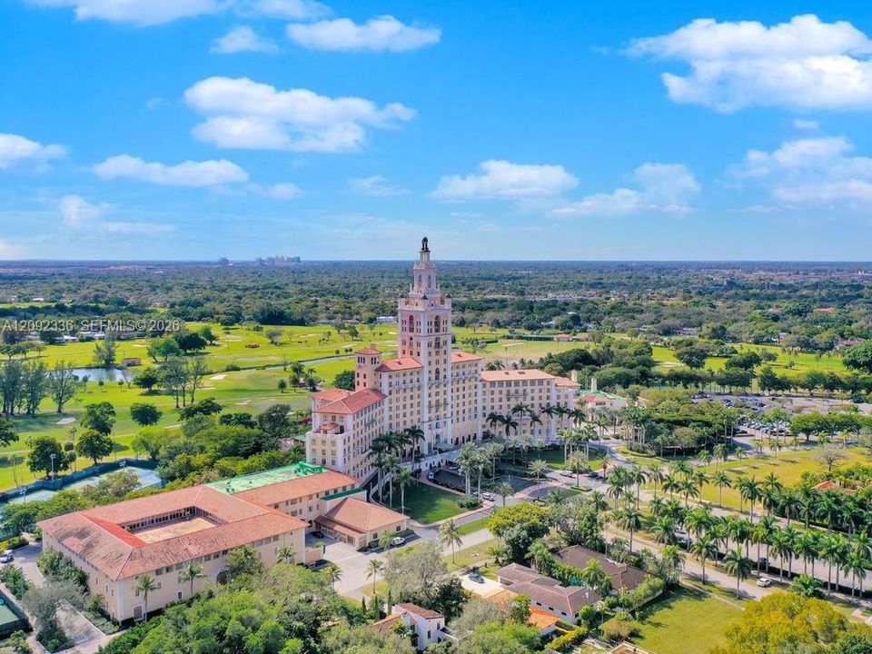 Active With Contract: $225,000 (0 beds, 1 baths, 450 Square Feet)