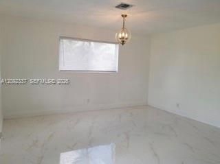 For Rent: $1,700 (1 beds, 1 baths, 700 Square Feet)