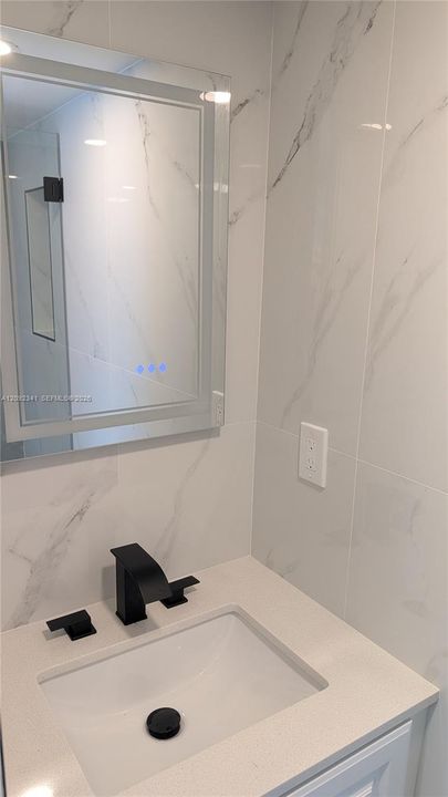 For Rent: $3,270 (3 beds, 3 baths, 1263 Square Feet)