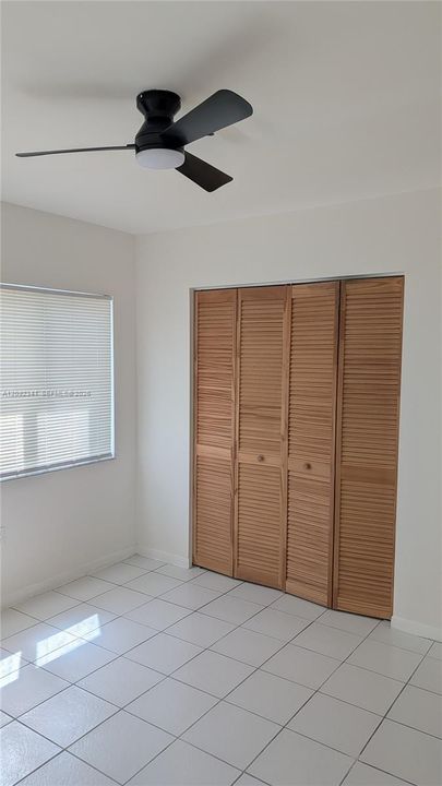 For Rent: $3,270 (3 beds, 3 baths, 1263 Square Feet)