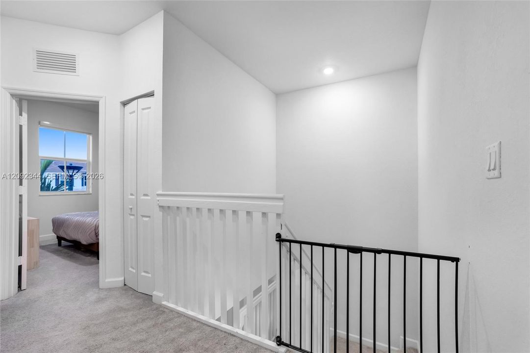For Rent: $3,200 (3 beds, 2 baths, 1612 Square Feet)