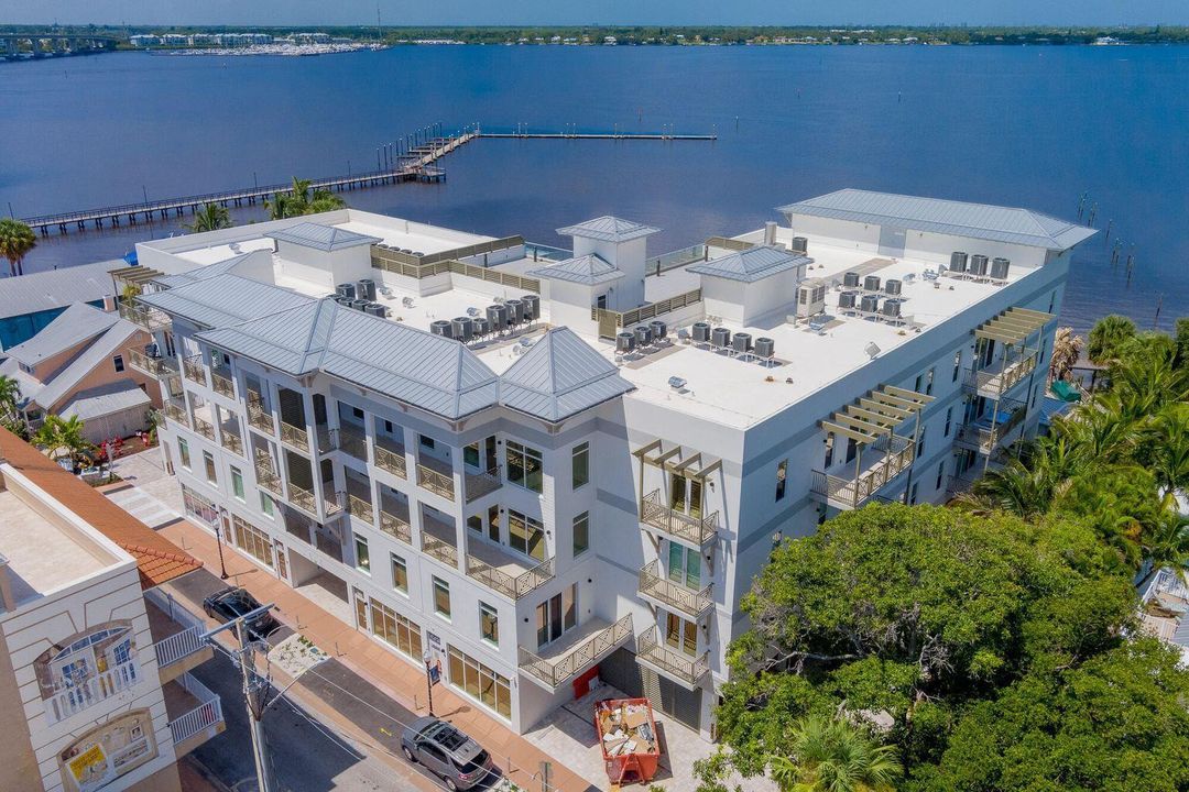41 SW Seminole Street 410 37