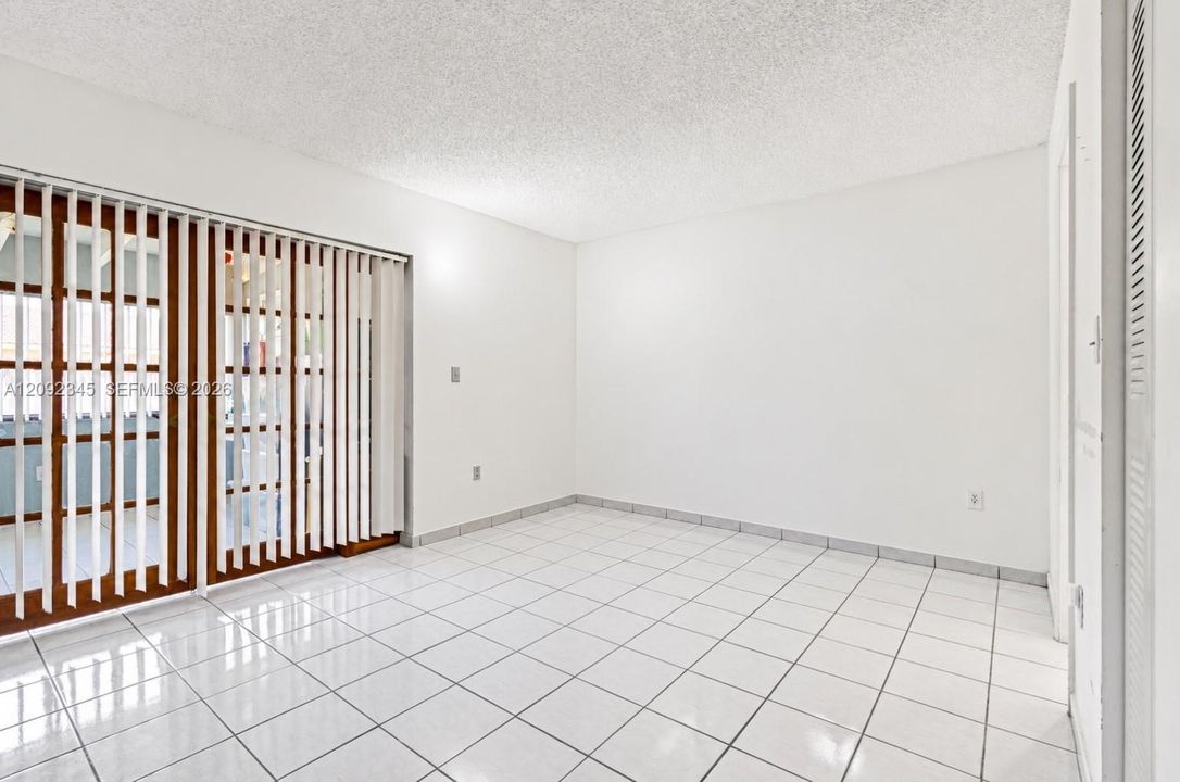 Visualizing the empty room