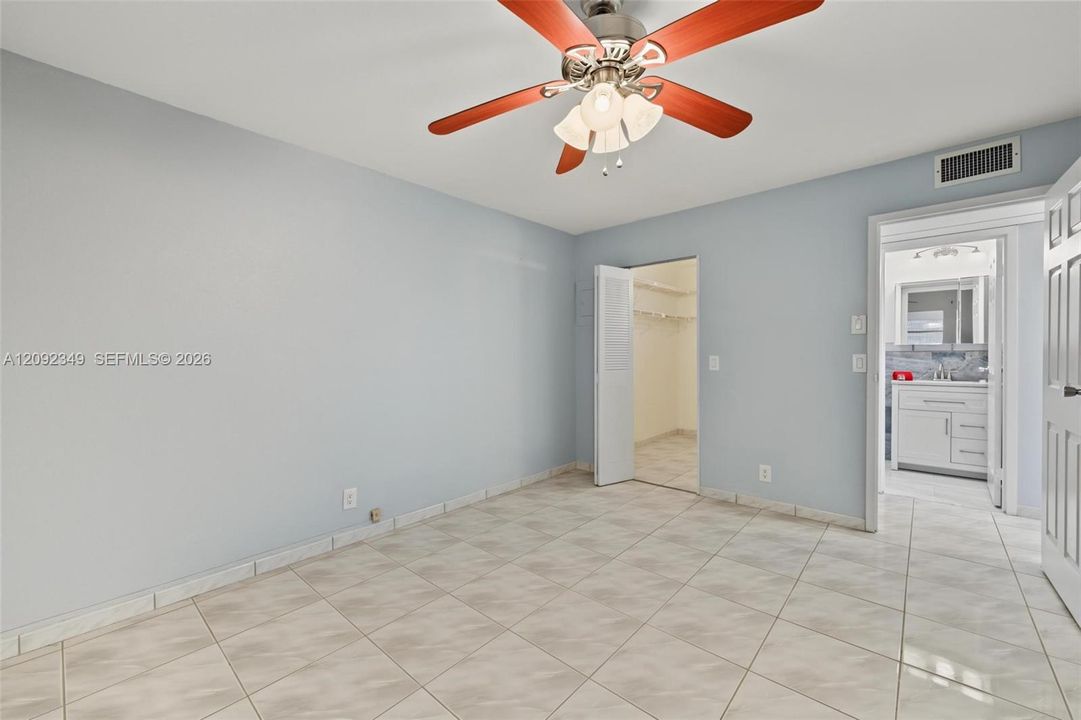 For Sale: $92,000 (2 beds, 2 baths, 880 Square Feet)