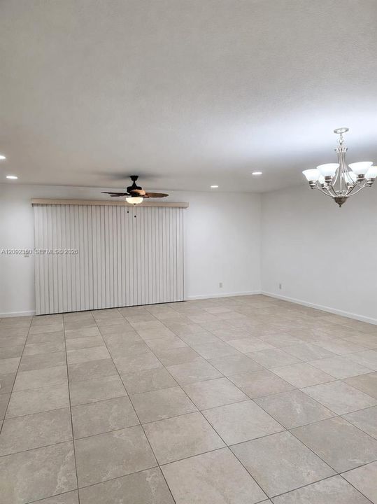 En Venta: $359,999 (3 camas, 2 baños, 1571 Pies cuadrados)