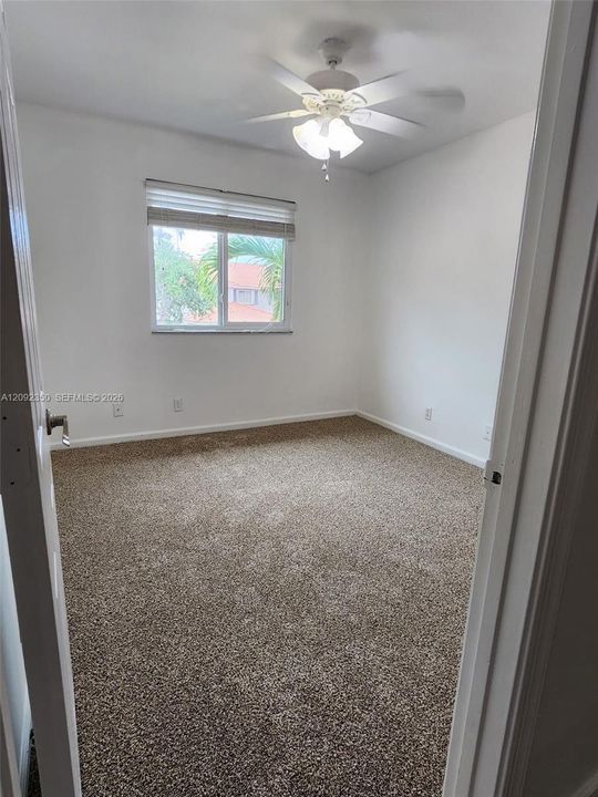 En Venta: $359,999 (3 camas, 2 baños, 1571 Pies cuadrados)