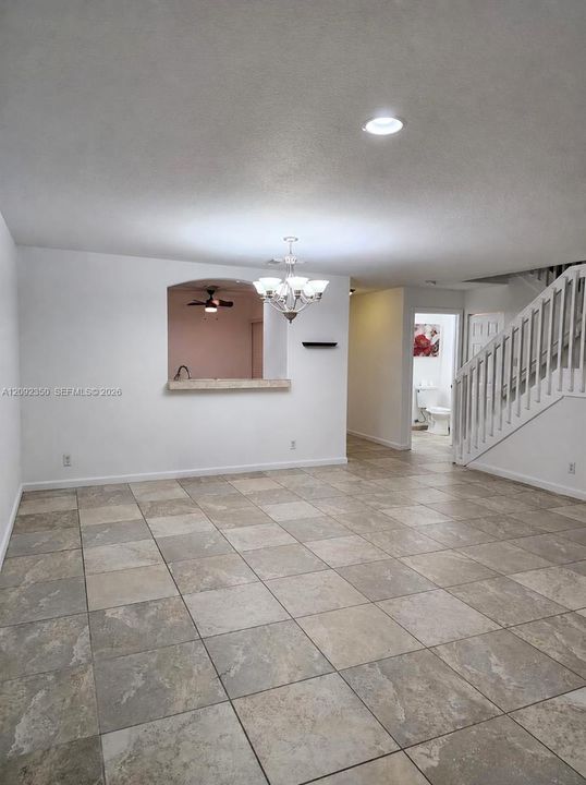 En Venta: $359,999 (3 camas, 2 baños, 1571 Pies cuadrados)