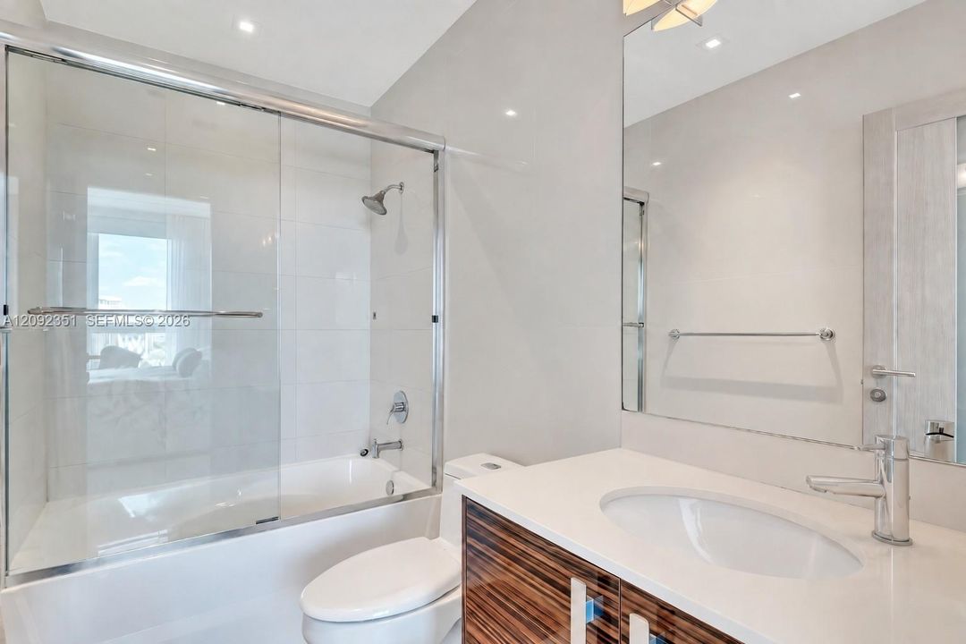 En Venta: $1,720,000 (2 camas, 2 baños, 1666 Pies cuadrados)