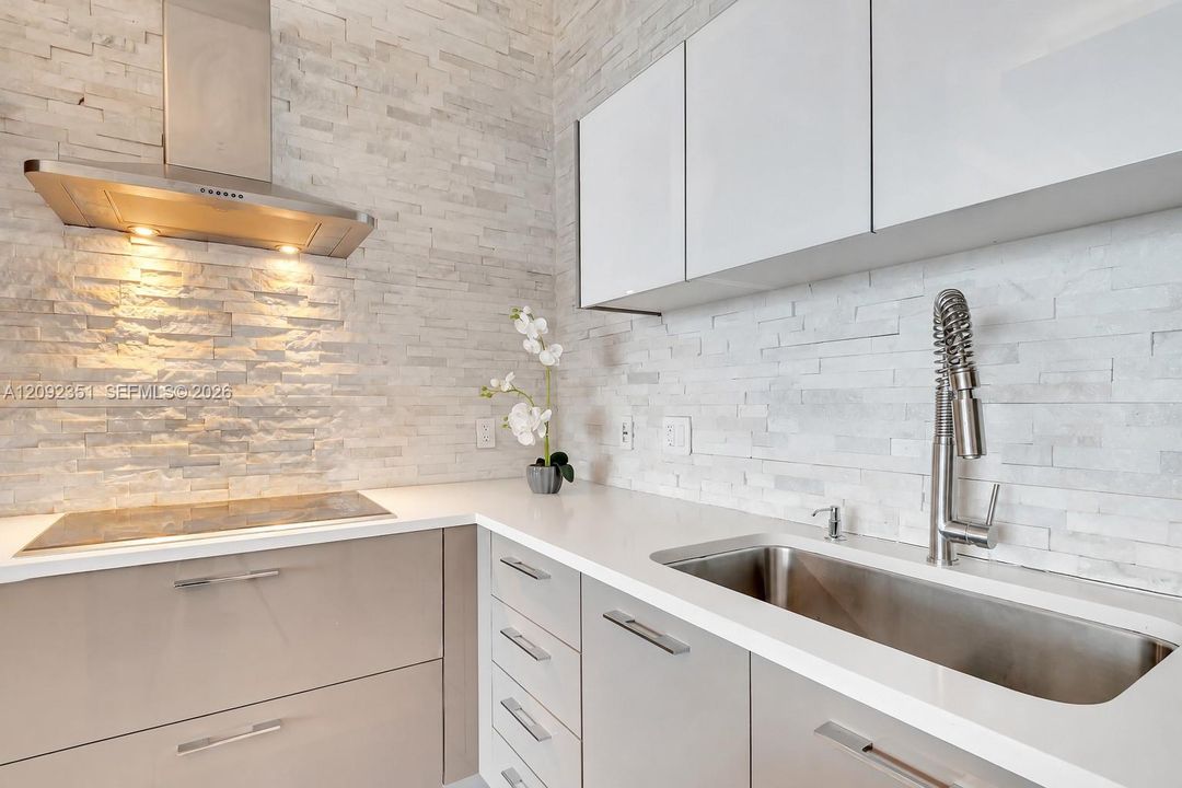 En Venta: $1,720,000 (2 camas, 2 baños, 1666 Pies cuadrados)